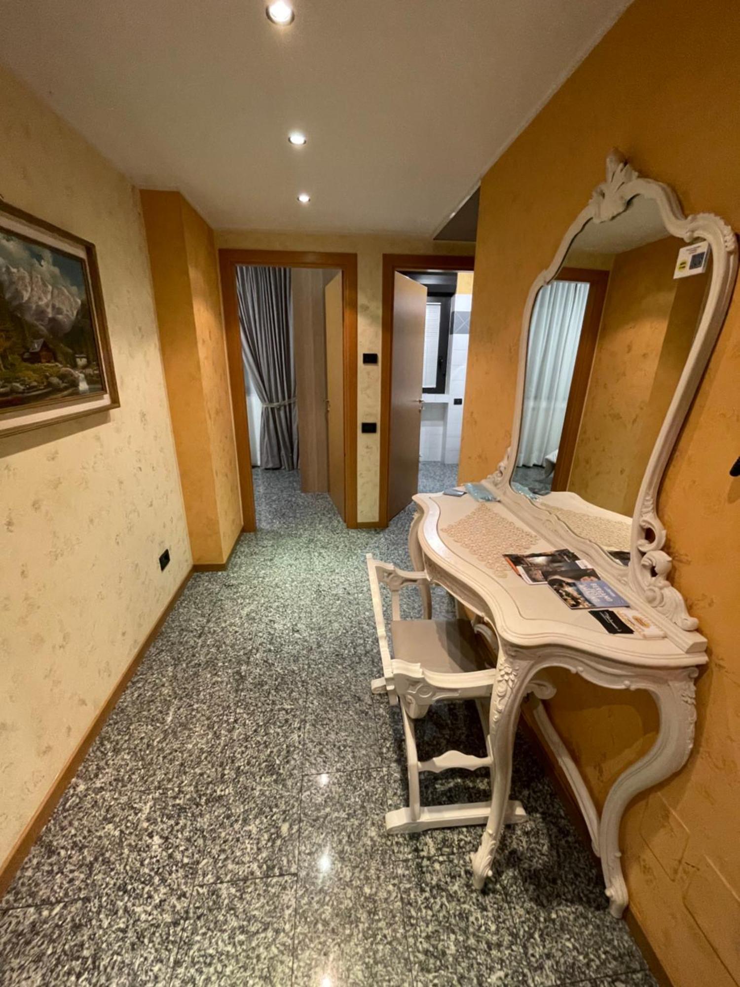 Melannie'S Apartment Bergamo Ngoại thất bức ảnh