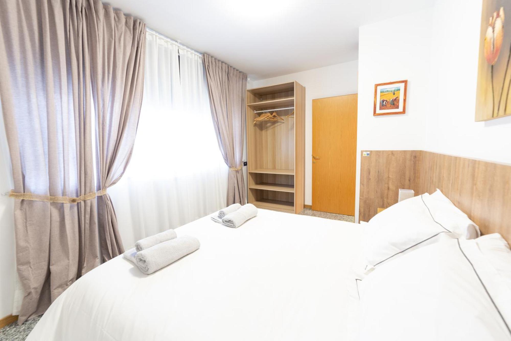 Melannie'S Apartment Bergamo Ngoại thất bức ảnh