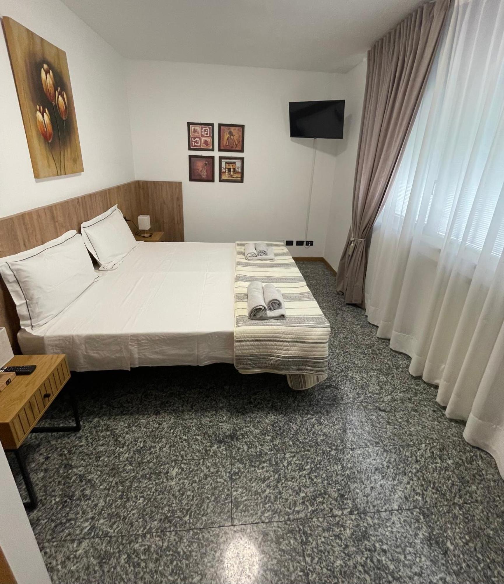 Melannie'S Apartment Bergamo Ngoại thất bức ảnh