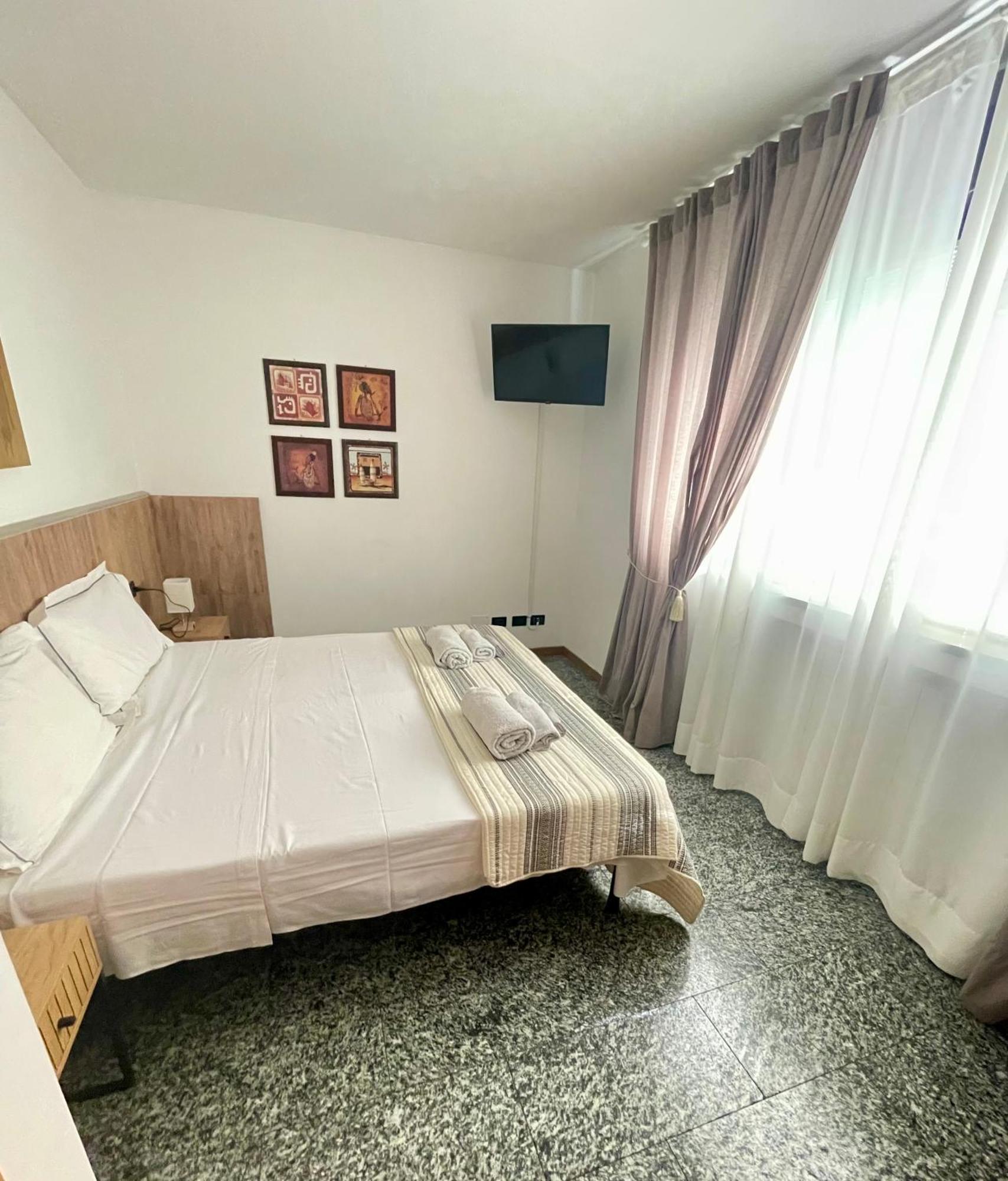 Melannie'S Apartment Bergamo Ngoại thất bức ảnh